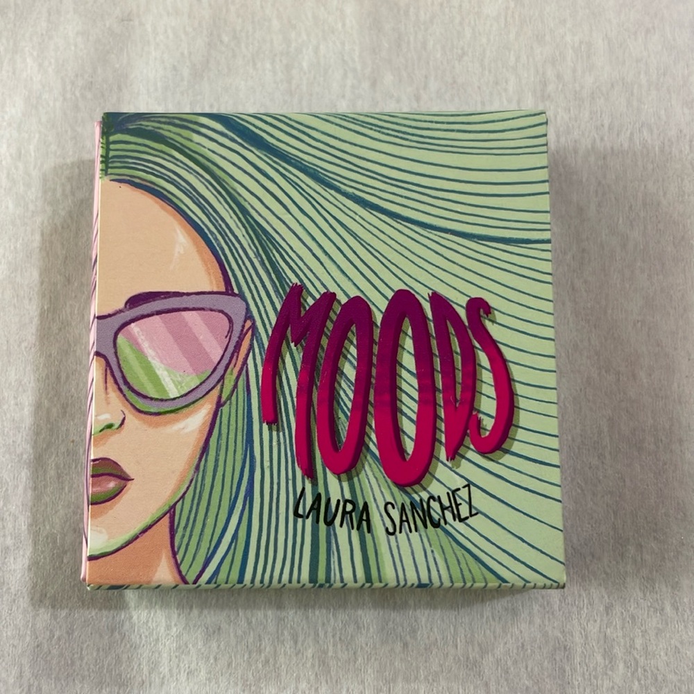 4/$25 Laura Sanchez Moods Eyeshadow